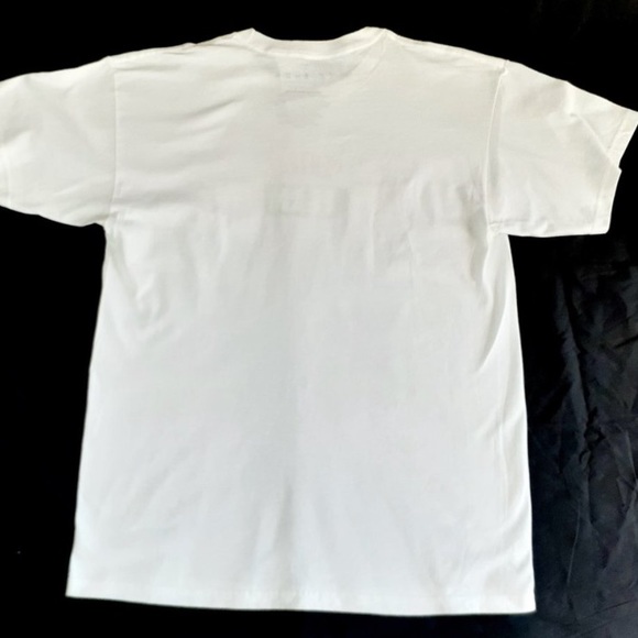 🆕 RIPPLE JUNCTION: FRIENDS THEME Central Perk T-shirt- Various Sizes - Picture 3 of 5